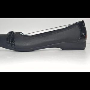 Leather ballet flats